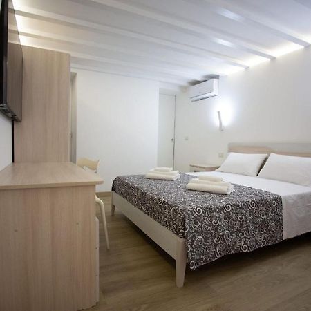 Francesco'S Home Палермо Екстер'єр фото