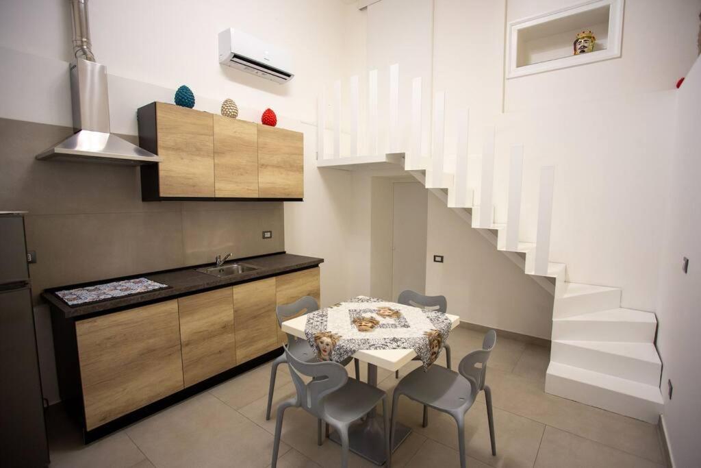 Francesco'S Home Палермо Екстер'єр фото