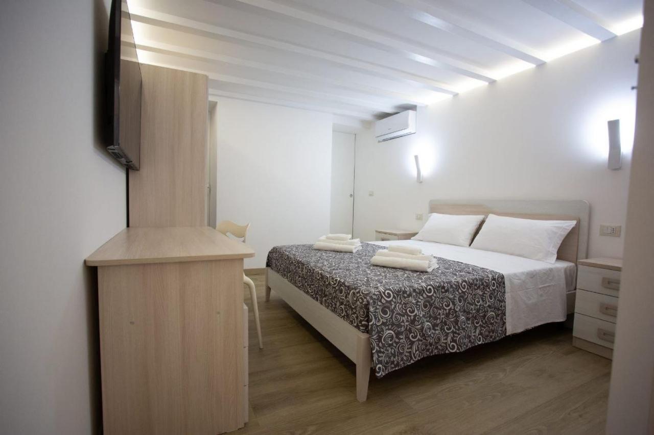 Francesco'S Home Палермо Екстер'єр фото